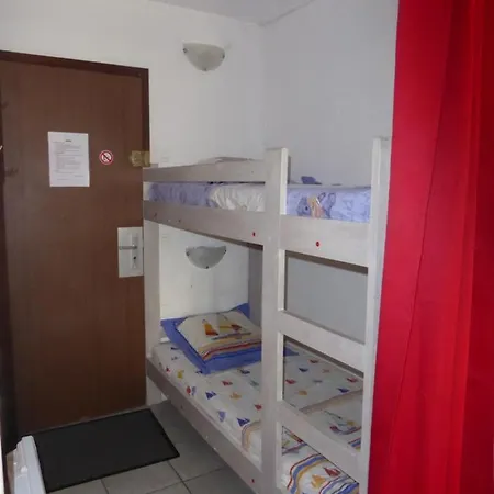 A La Montagne En Famille App106 科特雷